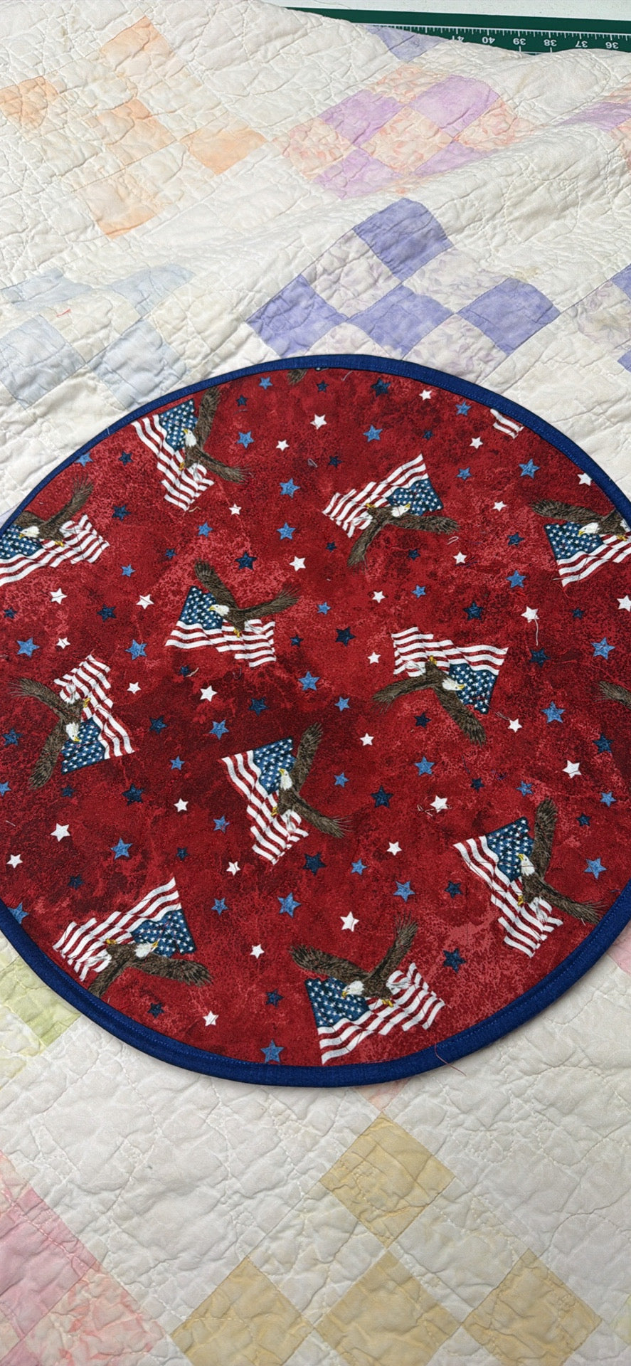 Patriotic table topper
