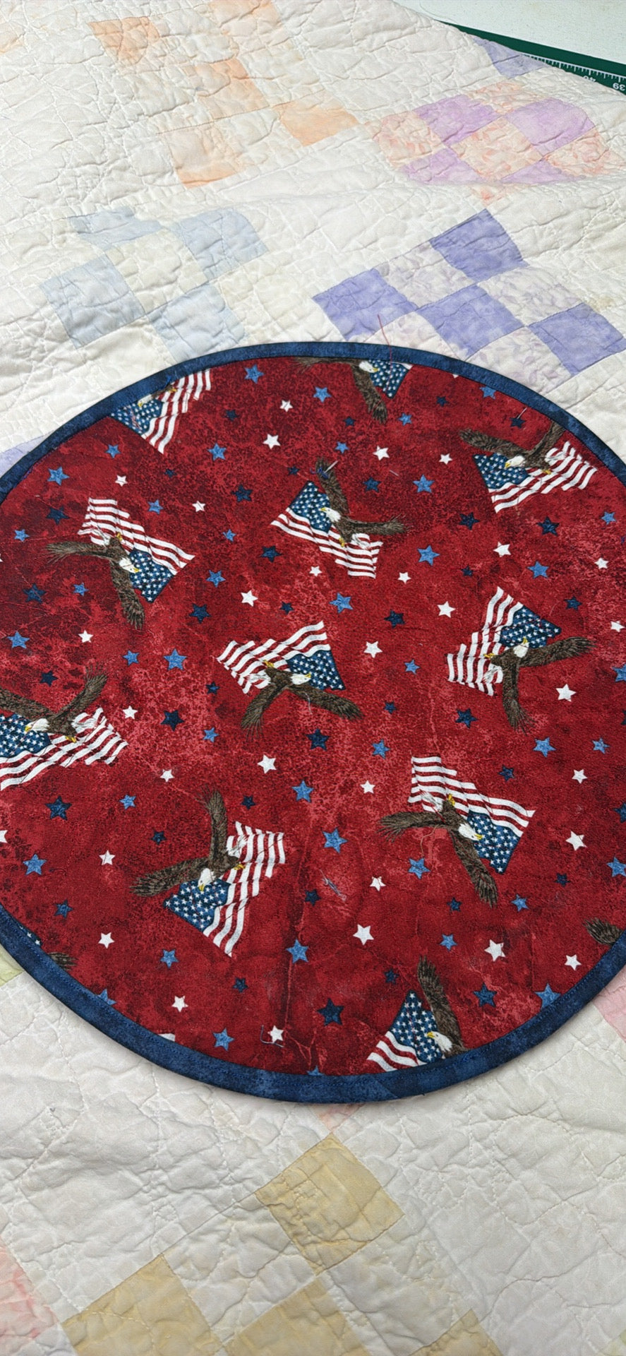 Patriotic table topper