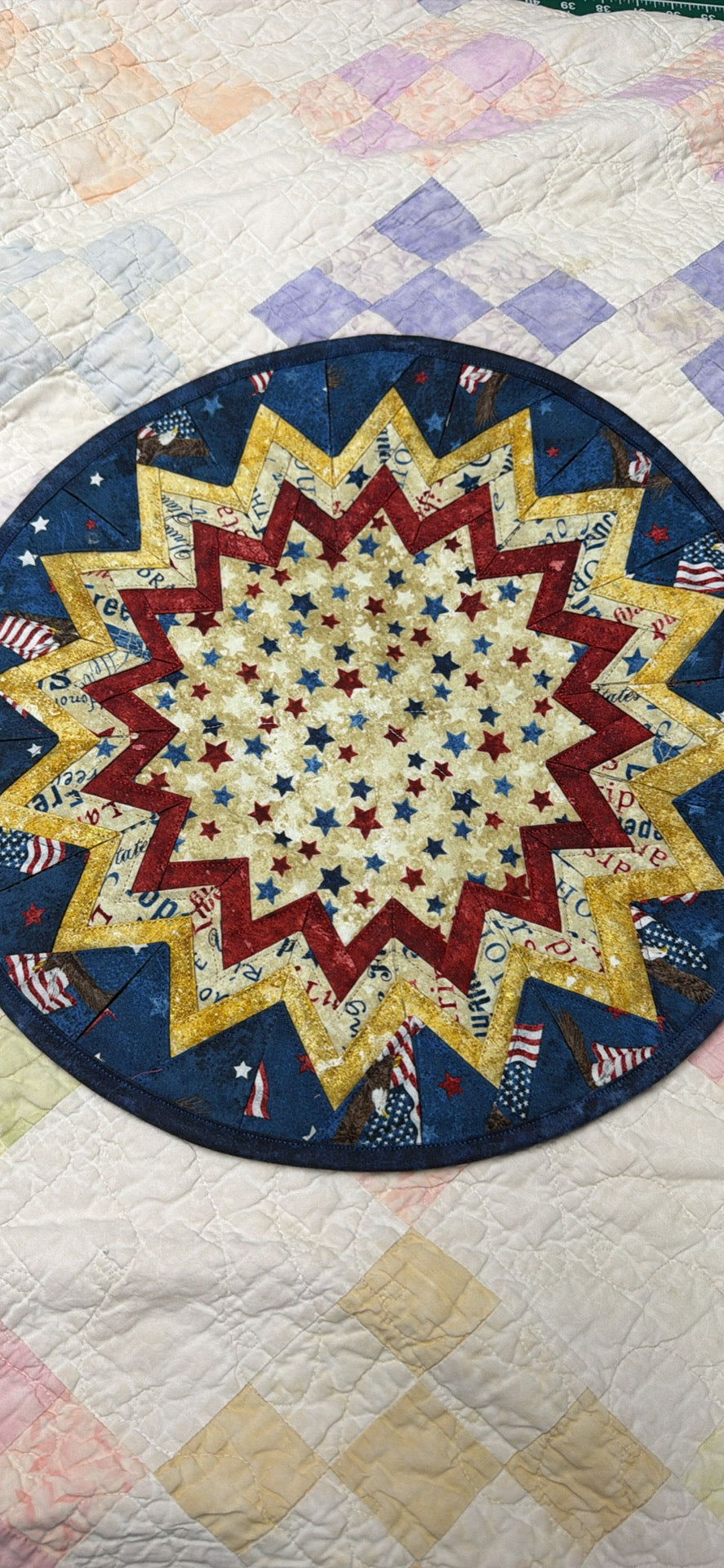 Patriotic table topper