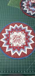 Patriotic table topper